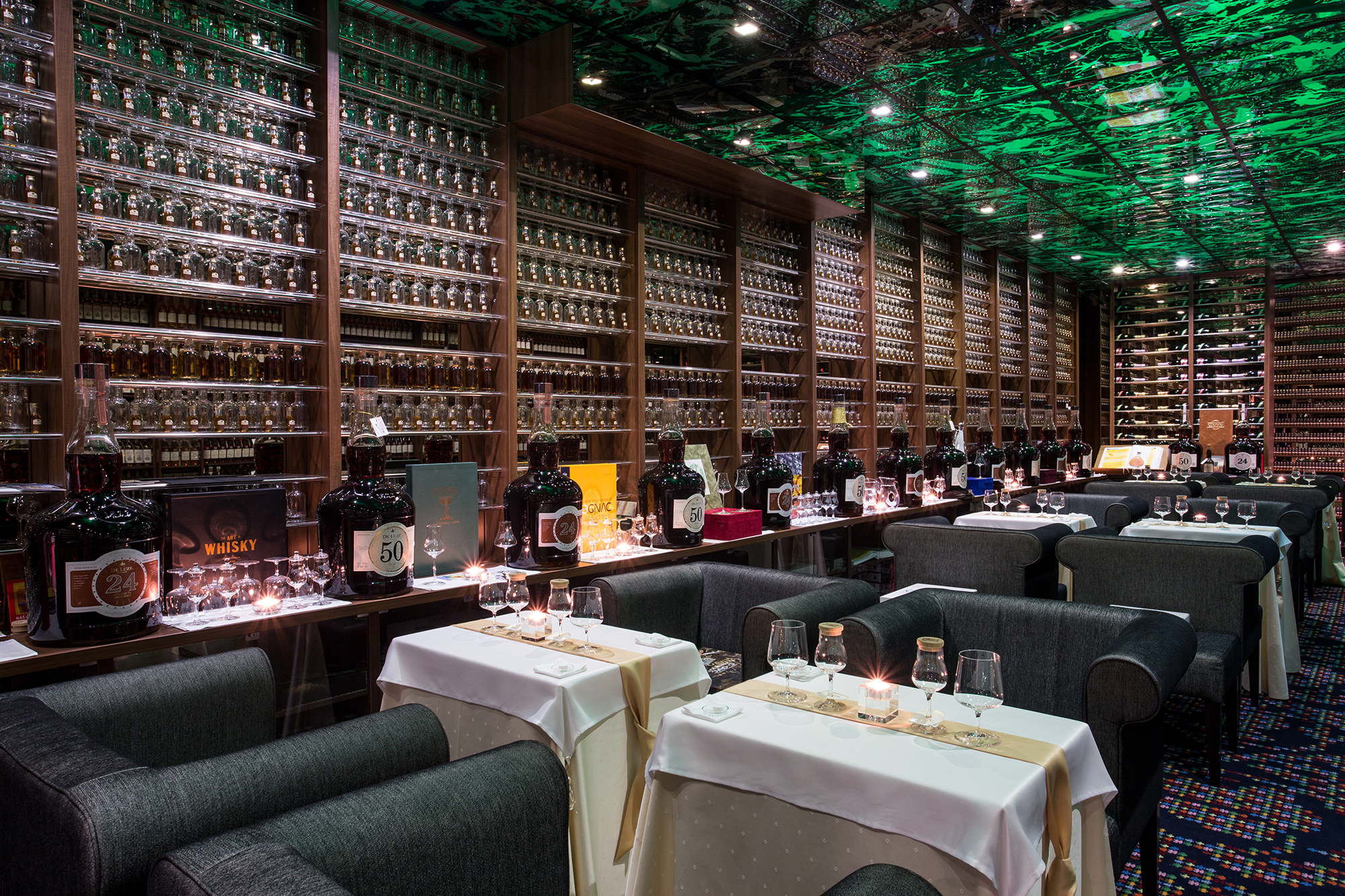 Galerie der Cognac Embassy